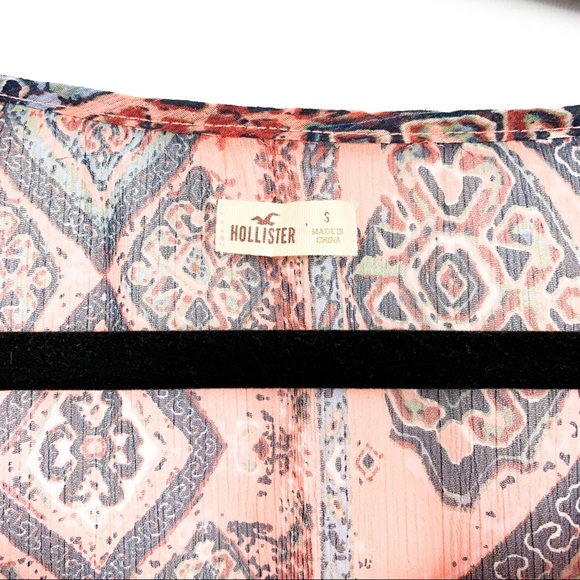 Short Sleeve Sheer Pink Hollister Summer Top - Picture 5 of 8